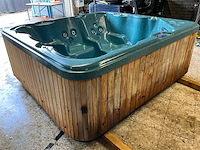 Jacuzzi - afbeelding 9 van  14