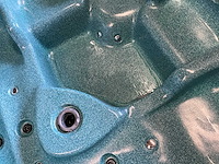 Jacuzzi - afbeelding 13 van  14