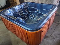 Jacuzzi - afbeelding 5 van  5