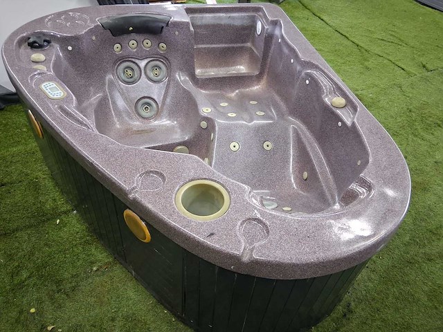 Jacuzzi - afbeelding 5 van  9