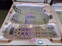 Jacuzzi’s, sauna’s, ijsbaden en dinosaurus