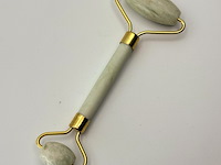 Jade massageroller met goldplating - afbeelding 2 van  6