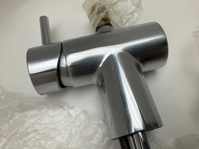 Jado geometry wastafelmengkraan stainless steel - afbeelding 2 van  6