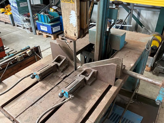 Jaespa v 380 dgh verticale metaalbandzaagmachine - afbeelding 10 van  13