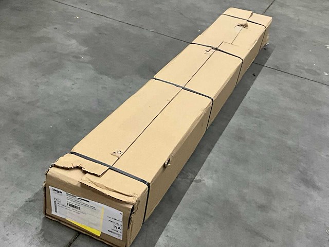 Jaga mini convector vrijstaand designradiator h13 l160 t20 1912w ral9016 - afbeelding 3 van  5