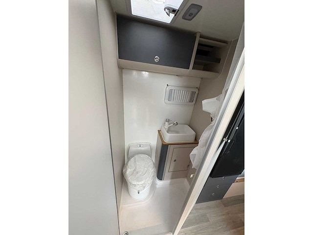 Jaggervan - cross 340 - 2024 - offroad caravan / outdoors caravan - afbeelding 2 van  15