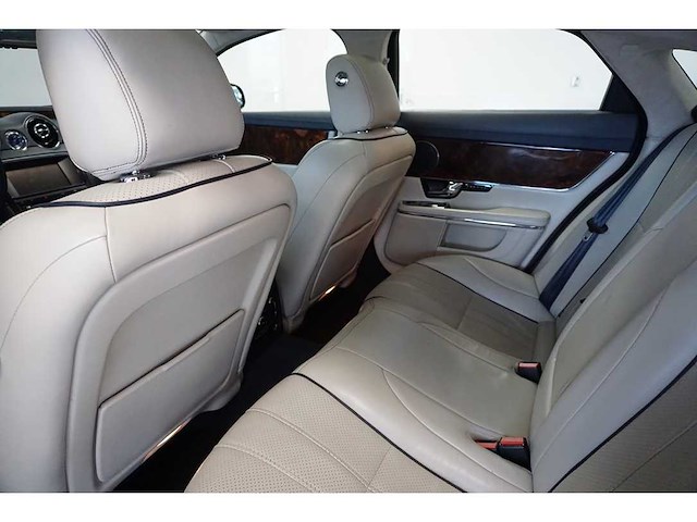 Jaguar - - xj - 5.0 v8 portfolio - personenauto - afbeelding 11 van  26