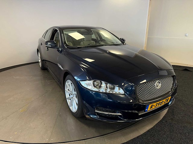 Jaguar - - xj - 5.0 v8 portfolio - personenauto - afbeelding 12 van  26