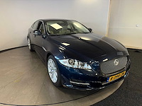 Jaguar - - xj - 5.0 v8 portfolio - personenauto - afbeelding 12 van  26