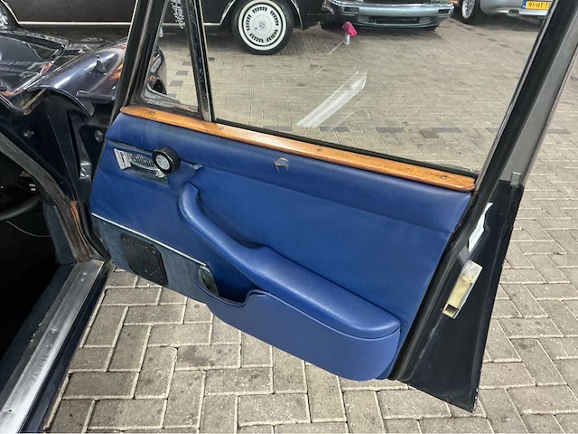 Jaguar - 1973 - xj - 5.3 v12 de luxe - marge auto - afbeelding 18 van  36