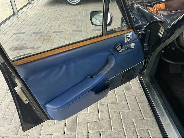 Jaguar - 1973 - xj - 5.3 v12 de luxe - marge auto - afbeelding 29 van  36