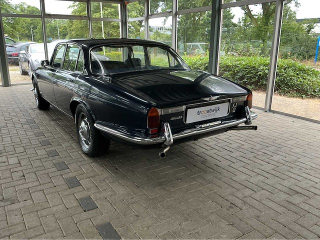Jaguar - 1973 - xj - 5.3 v12 de luxe - marge auto - afbeelding 30 van  36
