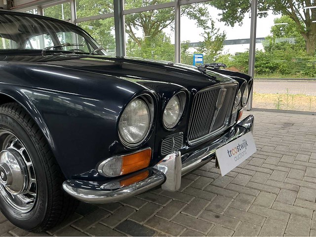 Jaguar - 1973 - xj - 5.3 v12 de luxe - marge auto - afbeelding 34 van  36