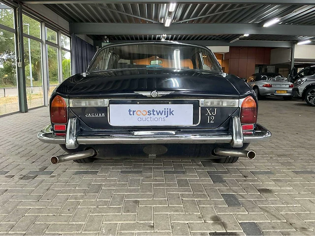 Jaguar - 1973 - xj - 5.3 v12 de luxe - marge auto - afbeelding 33 van  36