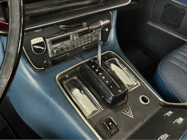 Jaguar - 1973 - xj - 5.3 v12 de luxe - marge auto - afbeelding 23 van  33