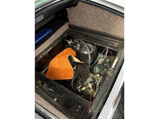 Jaguar - 1973 - xj - personenauto - afbeelding 8 van  24