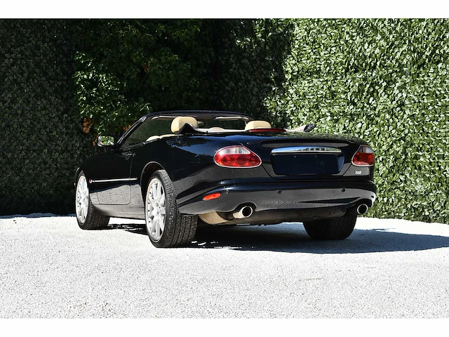 Jaguar - 2002 - xkr convertible - 4,0 liter (3.996 cc) v8 supercharged, 370 pk - btw auto - afbeelding 7 van  63
