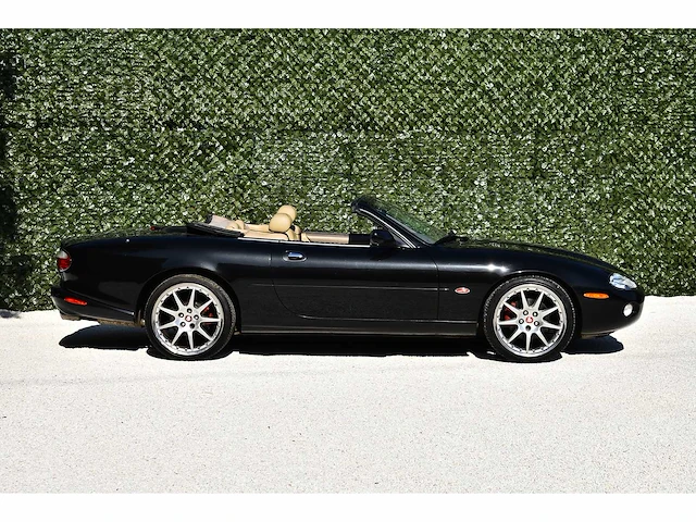 Jaguar - 2002 - xkr convertible - 4,0 liter (3.996 cc) v8 supercharged, 370 pk - btw auto - afbeelding 56 van  63