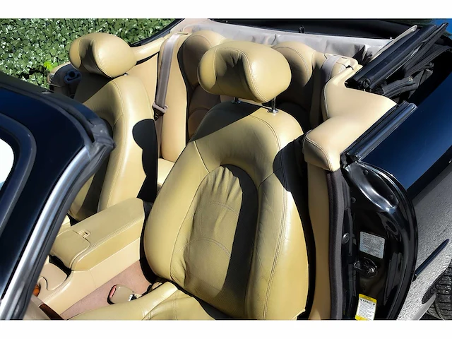 Jaguar - 2002 - xkr convertible - 4,0 liter (3.996 cc) v8 supercharged, 370 pk - btw auto - afbeelding 25 van  63
