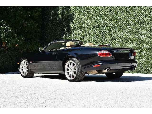 Jaguar - 2002 - xkr convertible - 4,0 liter (3.996 cc) v8 supercharged, 370 pk - btw auto - afbeelding 13 van  63