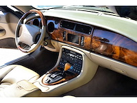 Jaguar - 2002 - xkr convertible - 4,0 liter (3.996 cc) v8 supercharged, 370 pk - btw auto - afbeelding 35 van  63