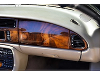 Jaguar - 2002 - xkr convertible - 4,0 liter (3.996 cc) v8 supercharged, 370 pk - btw auto - afbeelding 44 van  63
