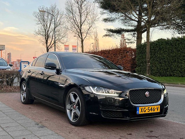 Jaguar - 2019 - xe - 2.0t pure - xg-546-v - afbeelding 1 van  22