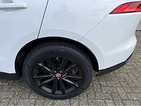 Jaguar - f-pace - 2.0 portf. awd 20d - personenauto - 2016 - afbeelding 20 van  32