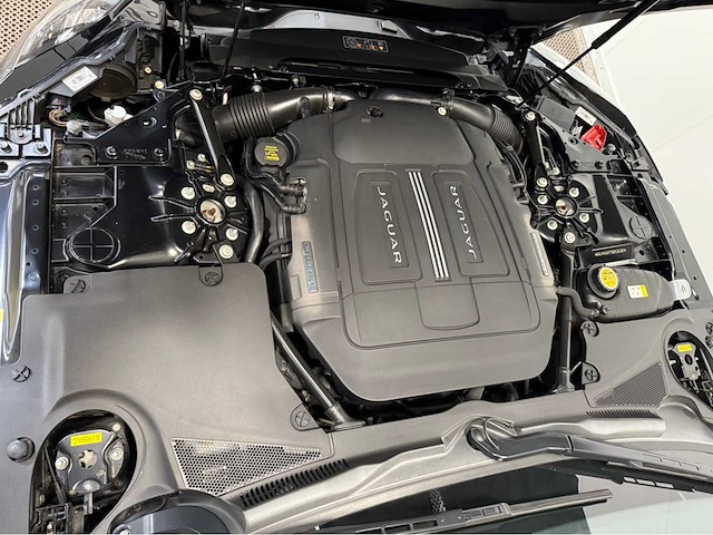 Jaguar - f-type - cabriolet - 3.0 v6 - personenauto - 2016 - afbeelding 17 van  39