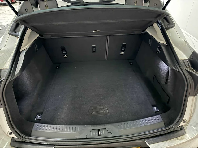 Jaguar - i-pace - ev400-s 90 kwh - personenauto - 2018 - afbeelding 22 van  29