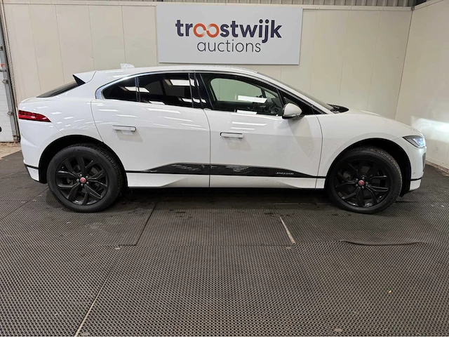 Jaguar - i-pace - ev400-s 90 kwh - personenauto - 2018 - afbeelding 28 van  29