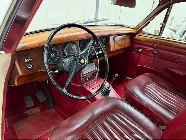 Jaguar - mk ii - 340 - oldtimer - 1968 - afbeelding 7 van  31