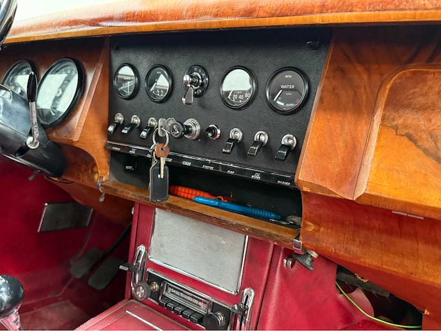 Jaguar - mk ii - 340 - oldtimer - 1968 - afbeelding 12 van  31