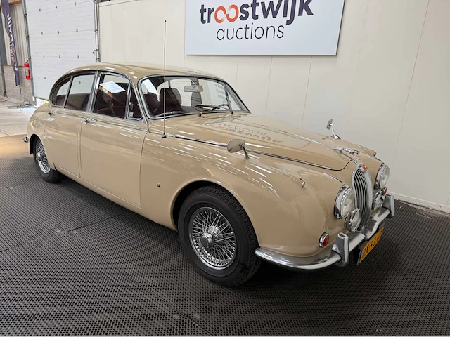 Jaguar - mk ii - 340 - oldtimer - 1968 - afbeelding 2 van  35