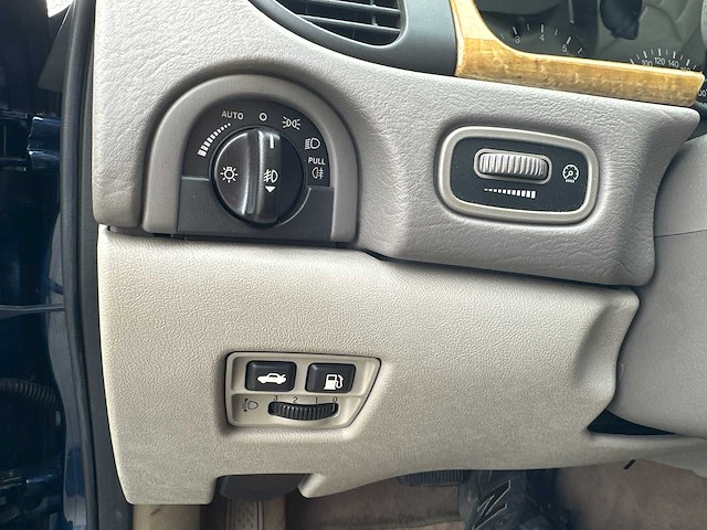 Jaguar - s-type - 3.0 v6 executive - car - 1999 - afbeelding 10 van  35