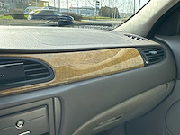 Jaguar - s-type - 3.0 v6 executive - car - 1999 - afbeelding 23 van  35