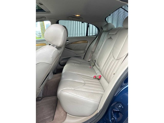 Jaguar - s-type - 3.0 v6 executive - car - 1999 - afbeelding 15 van  37