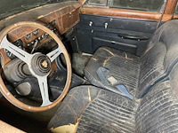 Jaguar - s type - oldtimer - afbeelding 19 van  34