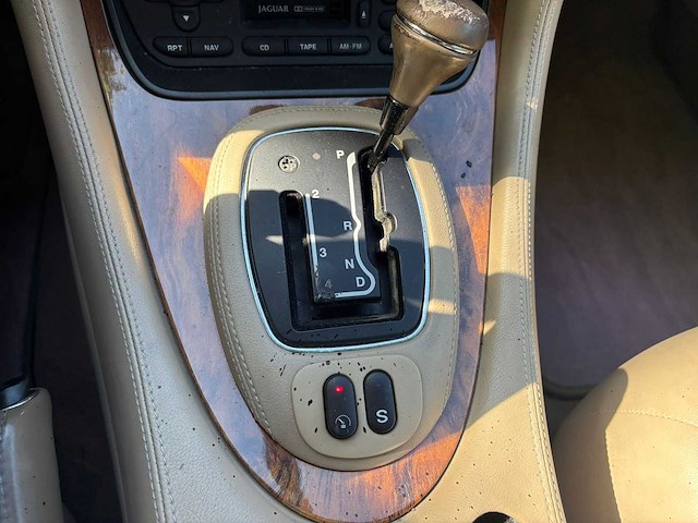 Jaguar - sovereign 3.2 v8 automaat, 36-fl-lg - afbeelding 9 van  26