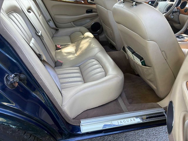 Jaguar - sovereign 3.2 v8 automaat, 36-fl-lg - afbeelding 16 van  26