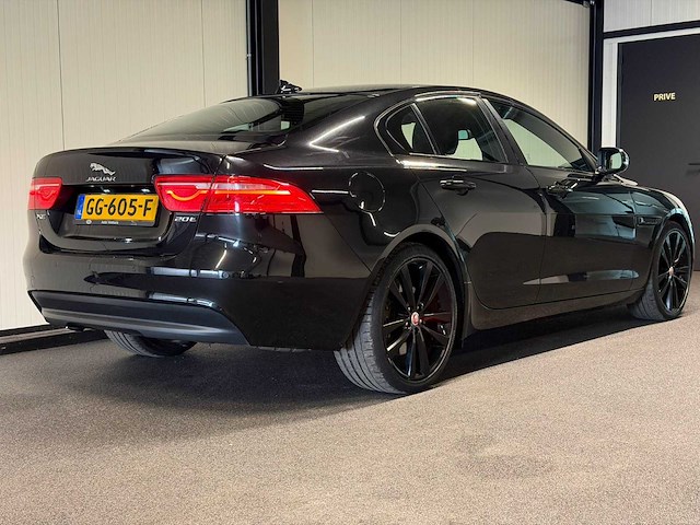 Jaguar - xe - 2.0 portfolio gg-605-f 2015 iaw - afbeelding 10 van  23