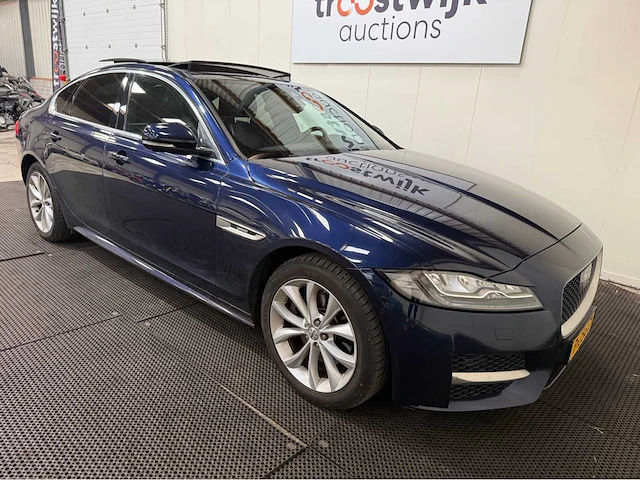 Jaguar - xf - 2.0d prestige - personenauto - 2017 - afbeelding 26 van  29