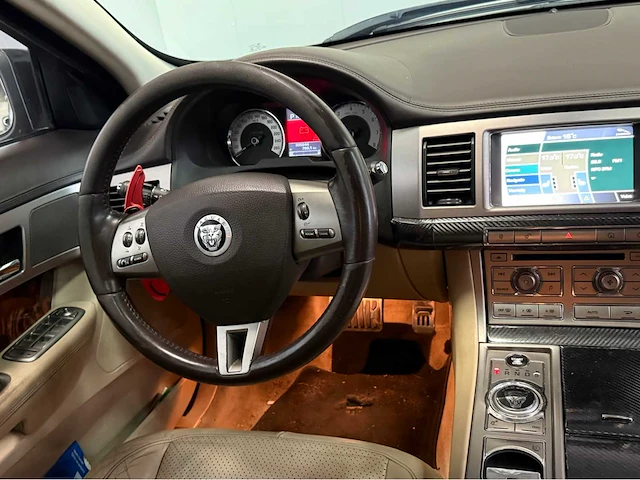 Jaguar - xf - 4.2 v8 premium lux. - personenauto - 2008 - afbeelding 11 van  33