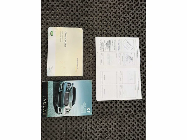 Jaguar - xf - 4.2 v8 premium lux. - personenauto - 2008 - afbeelding 15 van  33