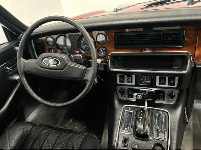 Jaguar - xj - 4.2 - automaat - lpg - oldtimer - 1981 - afbeelding 3 van  27