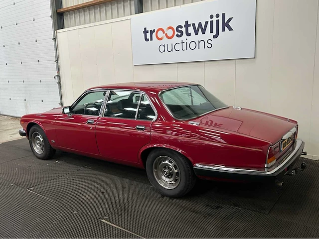 Jaguar - xj - 4.2 - automaat - lpg - oldtimer - 1981 - afbeelding 21 van  27