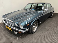 Jaguar - xj - 4.2 aut. - oldtimer - 1981 - afbeelding 2 van  37