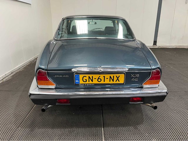 Jaguar - xj - 4.2 aut. - oldtimer - 1981 - afbeelding 9 van  37