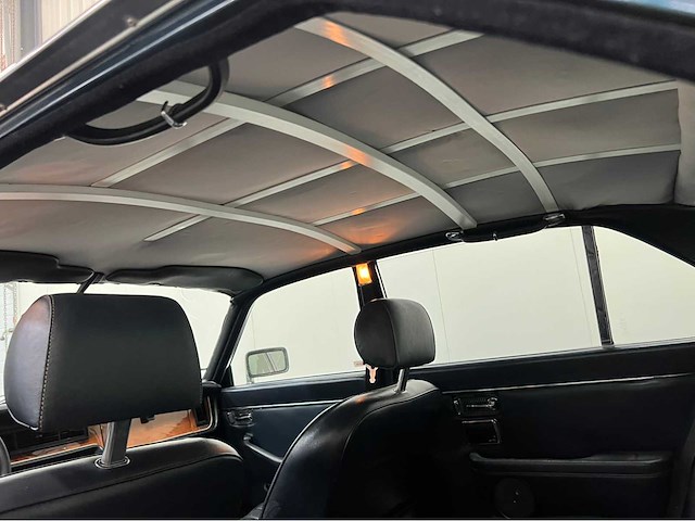 Jaguar - xj - 4.2 aut. - oldtimer - 1981 - afbeelding 8 van  37