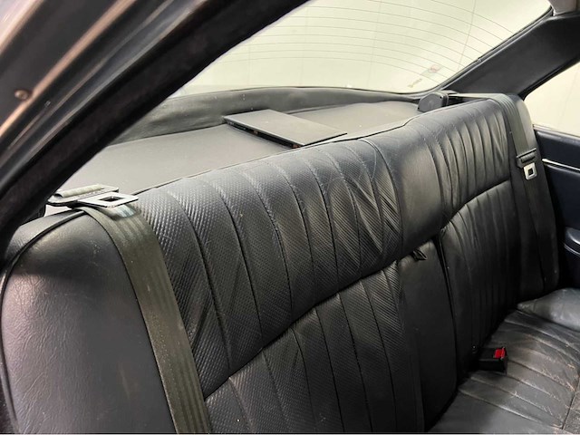 Jaguar - xj - 4.2 aut. - oldtimer - 1981 - afbeelding 11 van  37